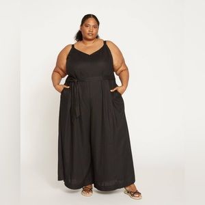 NWT Universal Standard Promenade Linen Jumpsuit. US size L(22-24). Black